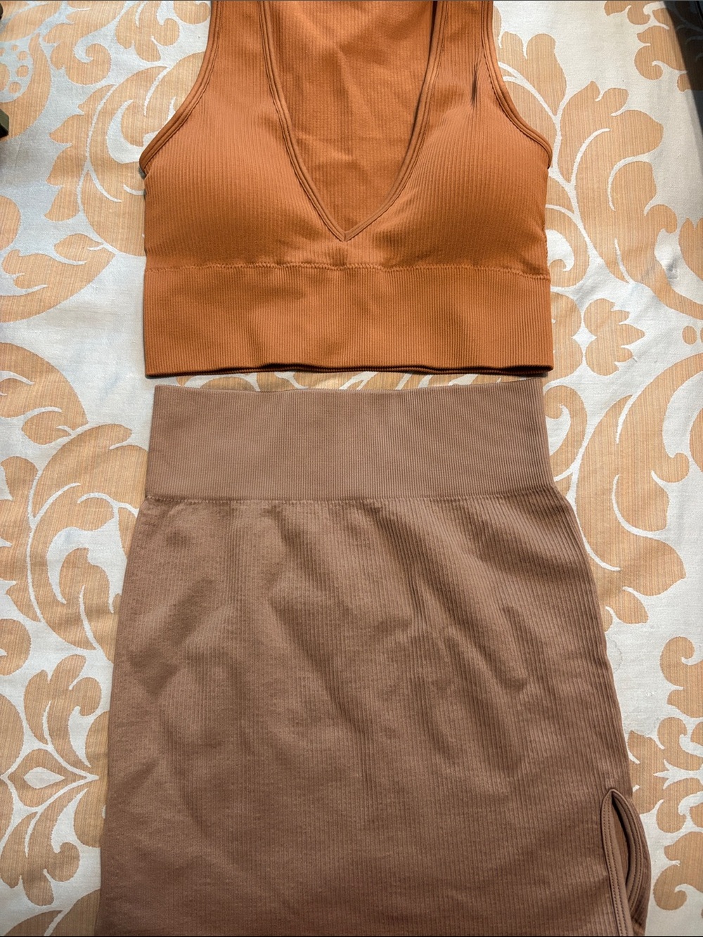 NWOT Brown Ribbed High-Waist Midi Skirt - Women's Brown Skirt and bra bundle
